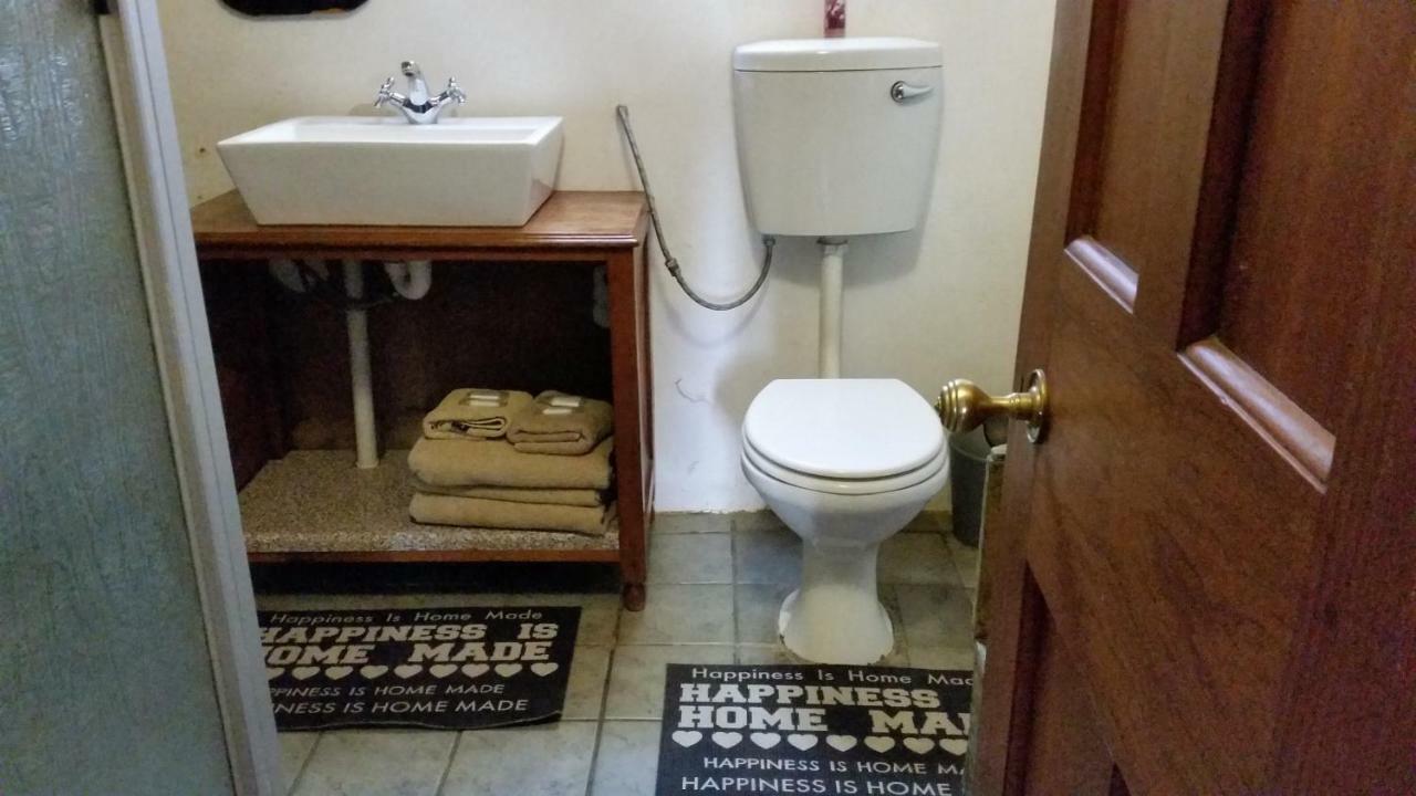 Calvinia Guesthouse Екстериор снимка