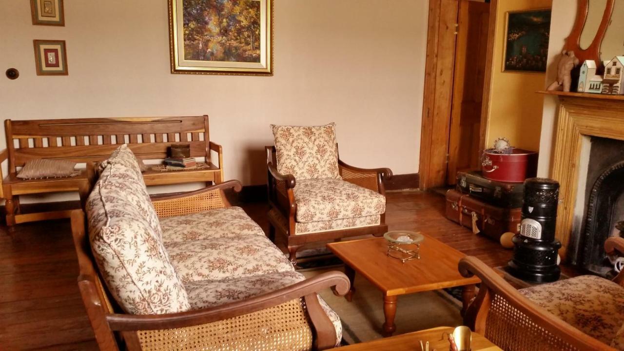 Calvinia Guesthouse Екстериор снимка