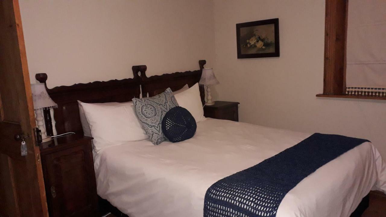 Calvinia Guesthouse Екстериор снимка