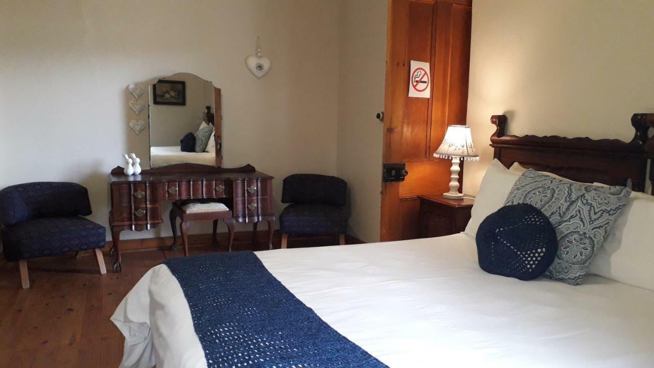 Calvinia Guesthouse Екстериор снимка