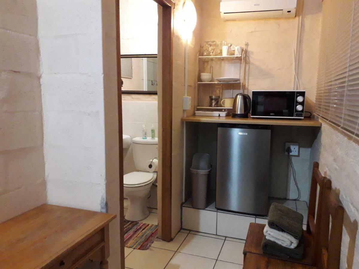 Calvinia Guesthouse Екстериор снимка