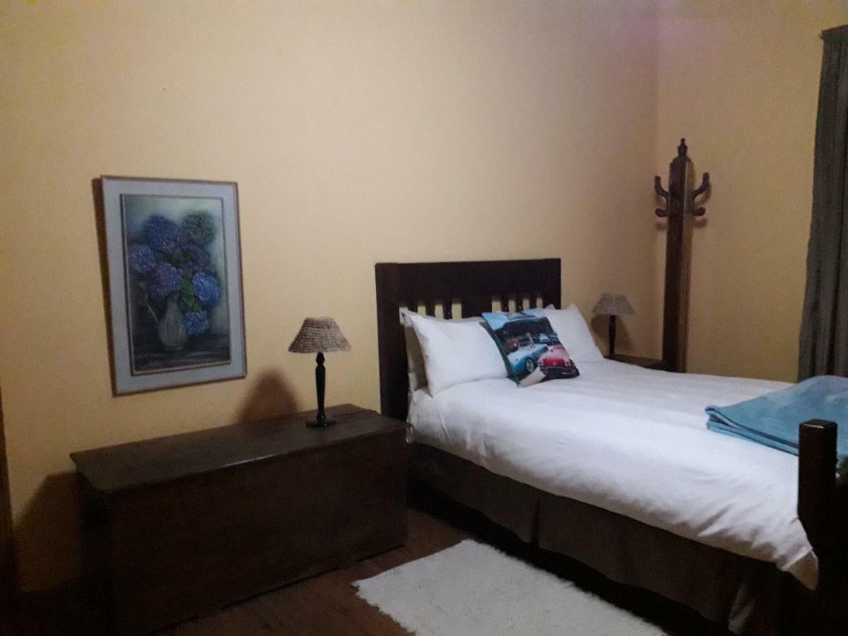 Calvinia Guesthouse Екстериор снимка